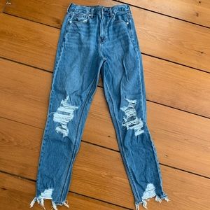 american eagle outfitters mom jeans